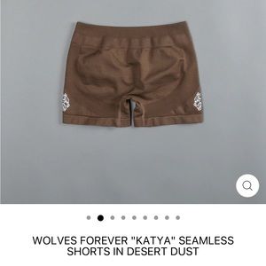 NWT darc sport katya shorts